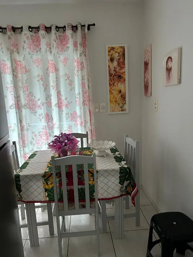 Residencial Lara Apartamento Itapema